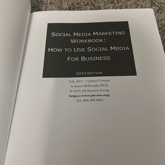 “The Social Media Marketing Workbook” by Jason McDonald 2019 version - Picture 2 of 6